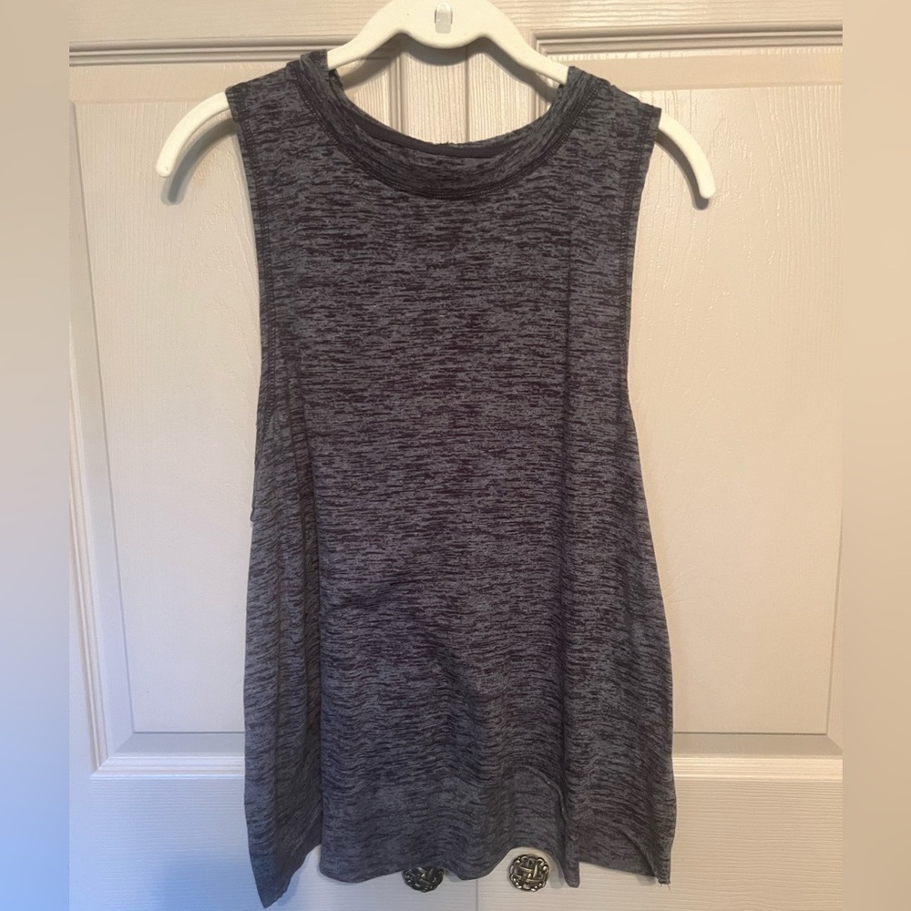 Xersion Black and Gray Muscle Tee
